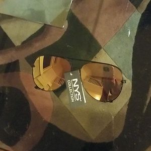 Brand new sunglass